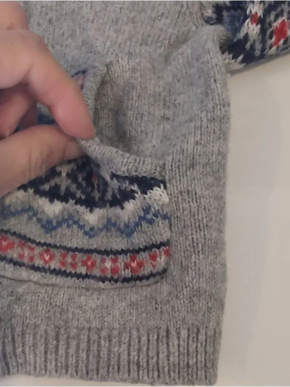 Baby Bgosh Gray Fair Isle Knit Hooded Cardigan Sweater Boys Size 0-3M Unisex